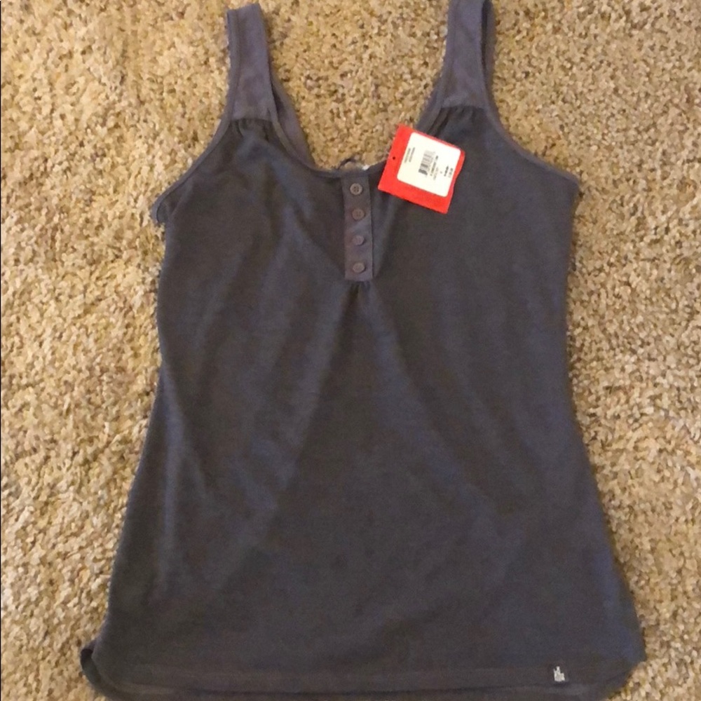 Women’s North Face Tank Top, Size Medium, New